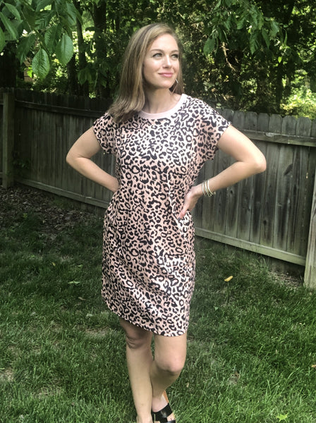 pink leopard print shirt dress Rose Contrast Solid Leopard Short Sleeve T-shirt Dress with Slits Small